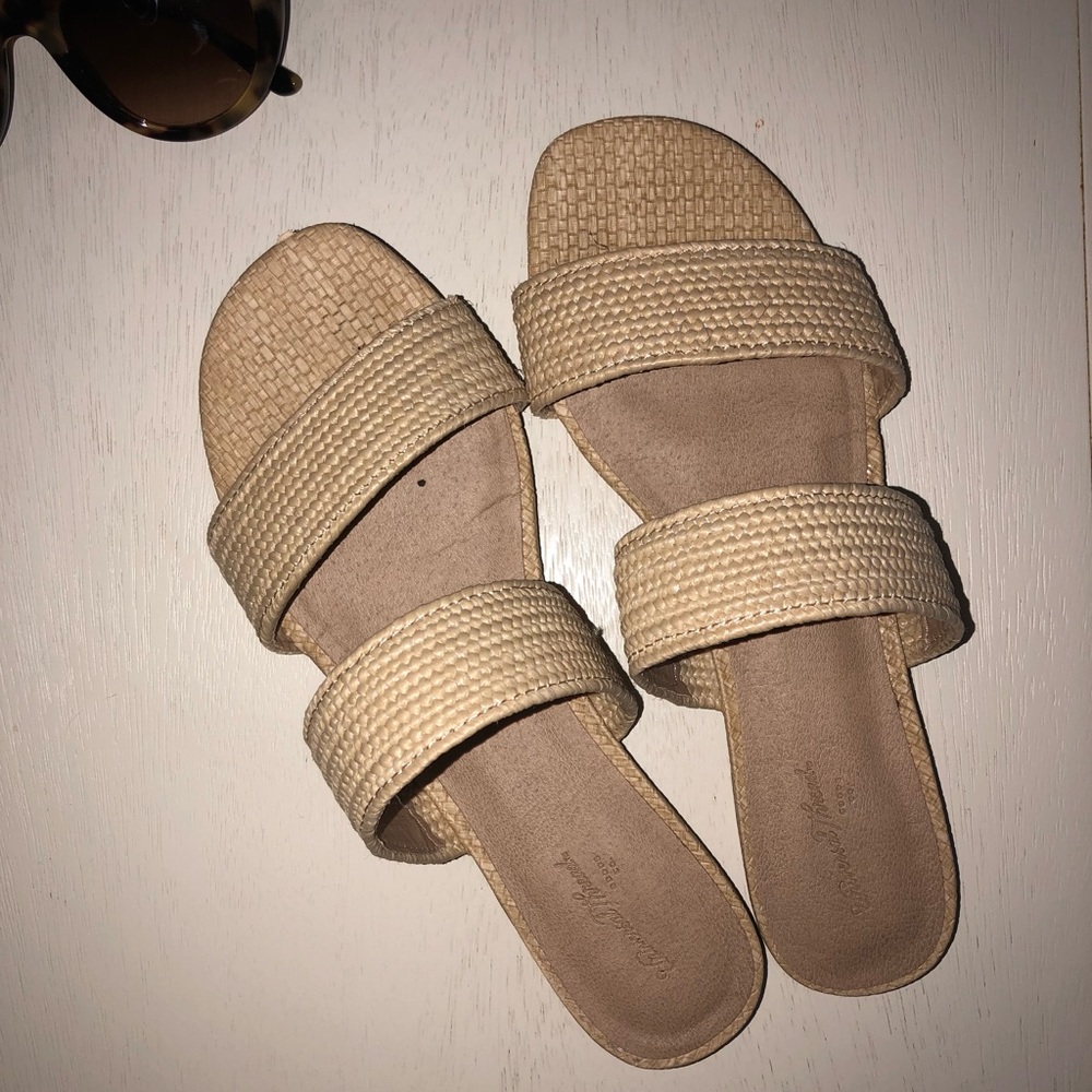 Size 7 Straw sandals